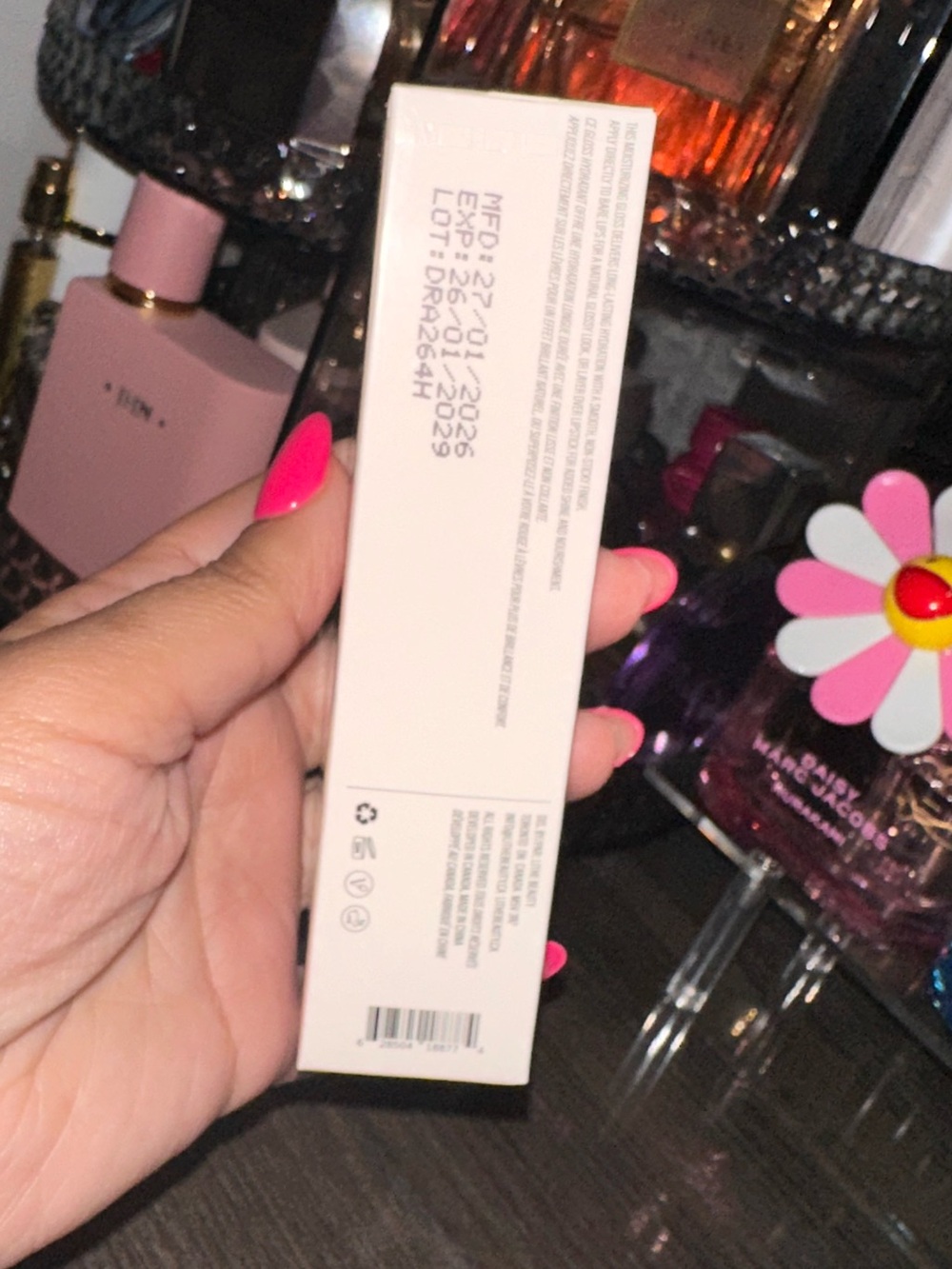 Lithe Hydra Gloss In Shade Plush - Picture 8 of 10